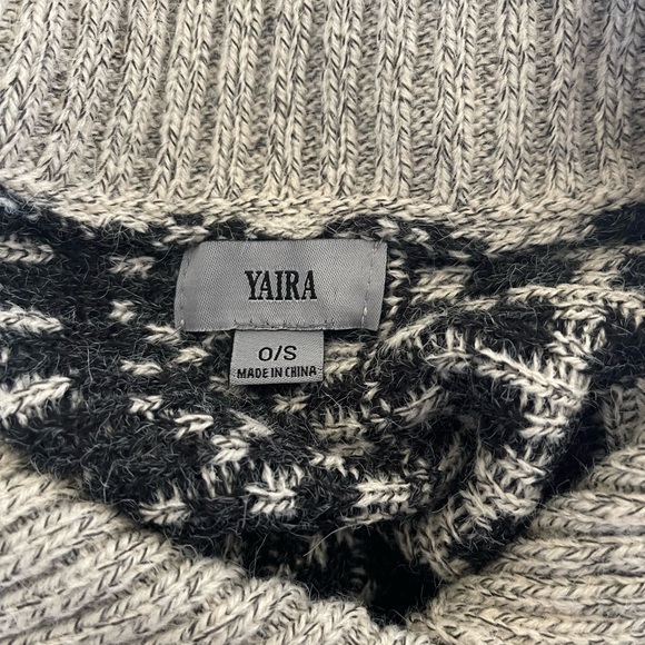 Yaira Pullover Tribal Print Knit Poncho - Picture 4 of 5